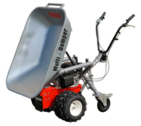 Multi-Dumper optional mit Zubehör erhältlich: Schneeschild, Kehrbesen, Transportaufsatz, Tankaufsatz, Tellerstreuer oder Mähbalken